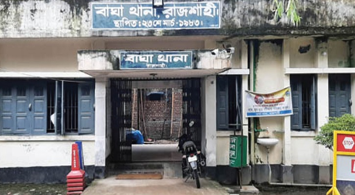 বারান্দায় ঝুলছিল গৃহবধূর মরদেহ, স্বামী পলাতক