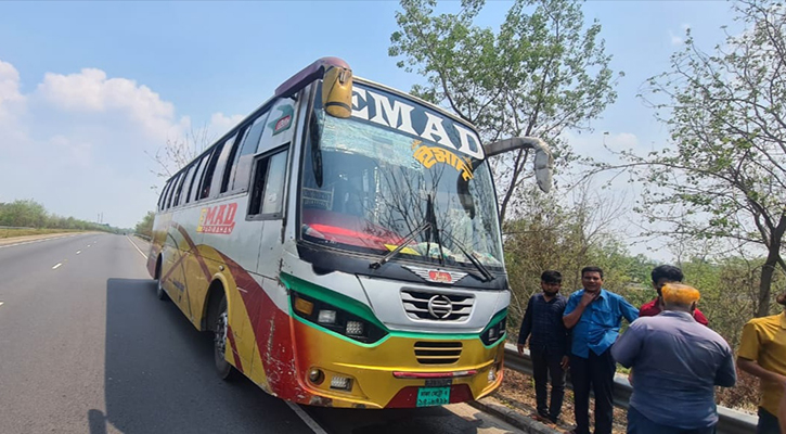 এক্সপ্রেসওয়েতে গতিসীমা অতিক্রম করায় ১২ পরিবহনকে মামলা