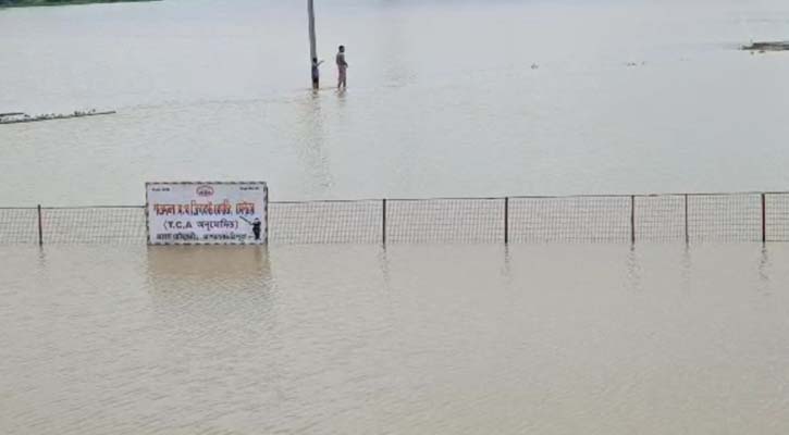 ভারী বৃষ্টিতে ত্রিপুরায় বন্যা পরিস্থিতি