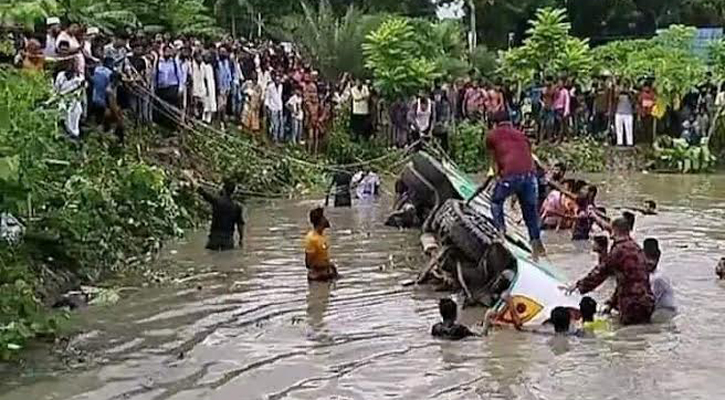 ঝালকাঠি বাস দুর্ঘটনা: নিহতদের ৮ জন ভান্ডারিয়ার