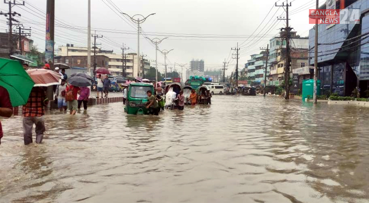 রাজধানীতে থেমে থেমে বৃষ্টি, চট্টগ্রামে ৩২২ মি.মি. বৃষ্টিপাত