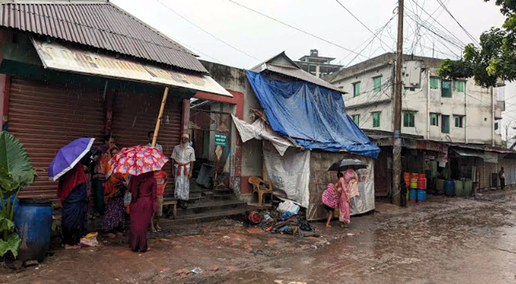 আশুলিয়ায় গ্যাস লিকেজের আগুনে নারীসহ দগ্ধ ৪