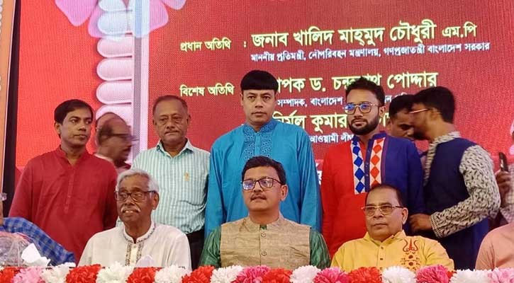 ‘যারা বিদেশি শক্তির দিকে তাকিয়ে আছে তাদের ঘৃণা জানাই’