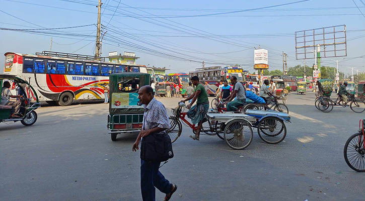 খুলনায় ঢিলেঢালা অবরোধ