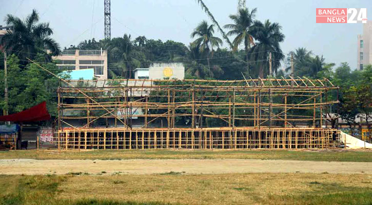 খুলনায় প্রধানমন্ত্রীর জনসভা: নৌকা-পদ্মা সেতুর আদলে তৈরি হচ্ছে মঞ্চ