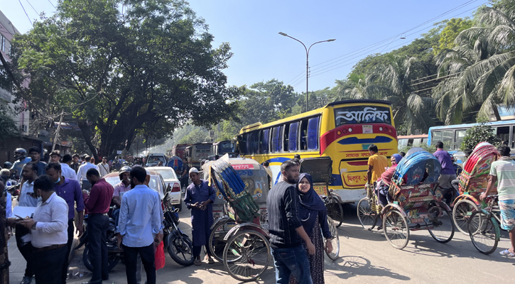 অবরোধের প্রভাব নেই মিরপুরে