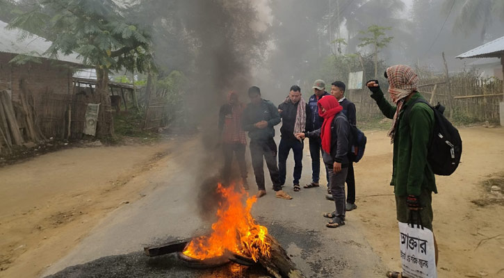 চারজনকে হত্যার প্রতিবাদে পানছড়িতে চলছে ইউপিডিএফের ধর্মঘট