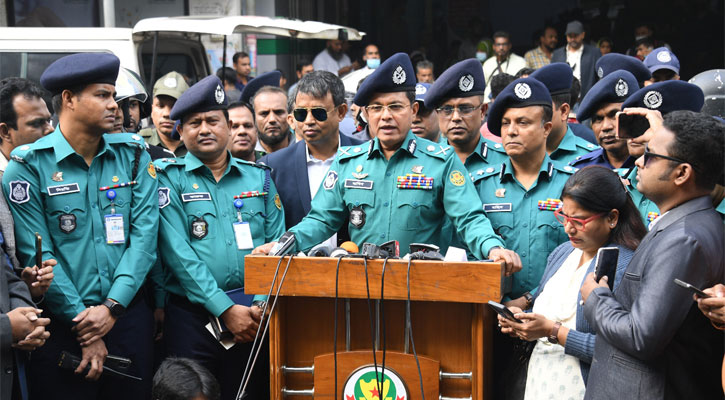 হরতালকারীরাই ট্রেনে আগুন দিয়েছে: ডিএমপি কমিশনার