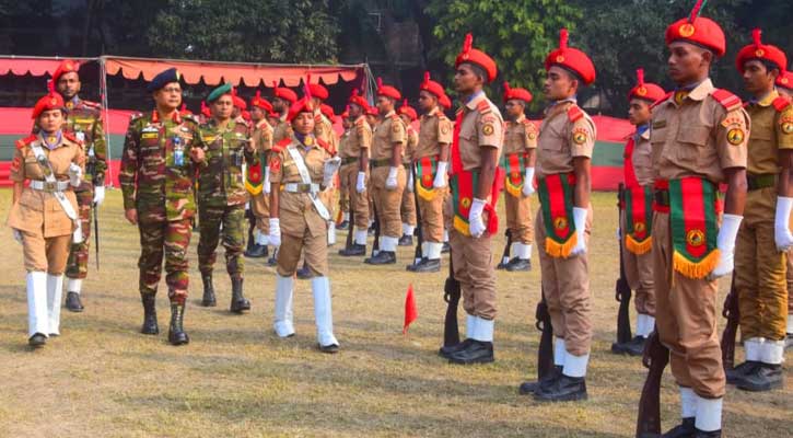 সমাপনী কুচকাওয়াজ হলো বিএনসিসি মহাস্থান রেজিমেন্টের