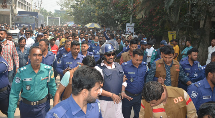 হত্যা মামলায় জাকির খানকে আদালতে হাজির