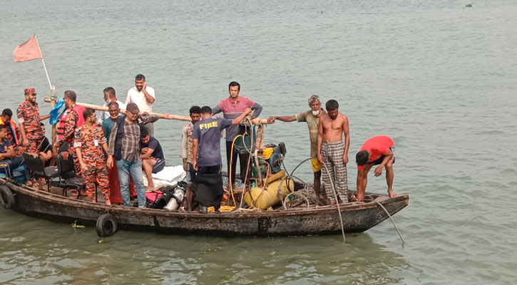 নিখোঁজ ছয়জনকে উদ্ধারে দ্বিতীয় দিনের অভিযান চলছে