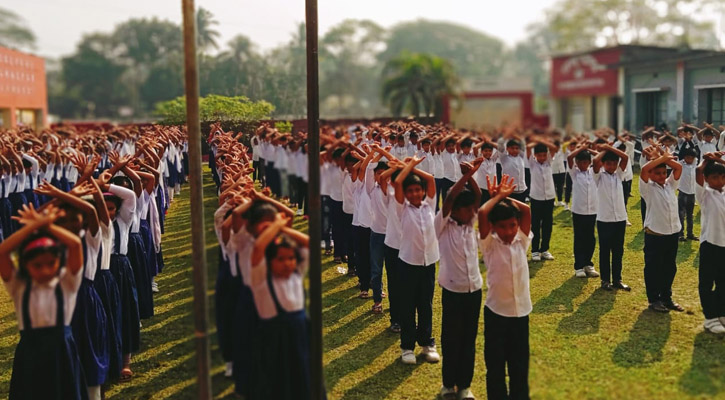 তাপদাহে প্রাথমিক বিদ্যালয়ের অ্যাসেম্বলি বন্ধ