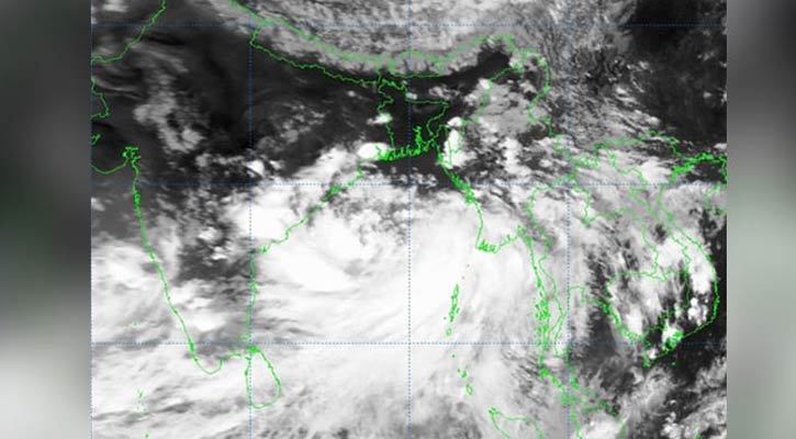 ঘূর্ণিঝড় রেমাল: রাতেই দেখানো হতে পারে মহাবিপদ সংকেত