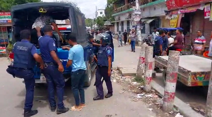 ফরিদপুরে ৪ মামলায় বিএনপি নেতাসহ গ্রেপ্তার ৬৭