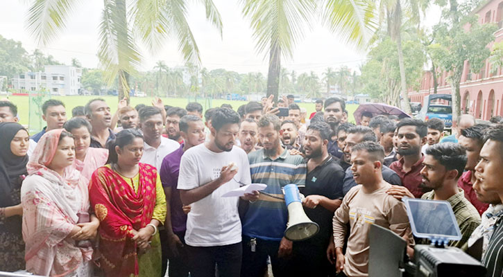 বরিশালে স্বাধীন পুলিশ কমিশনের দাবিতে সংবাদ সম্মেলন