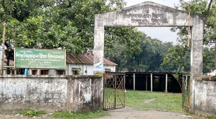 কিশোরগঞ্জে বিদ্যালয়ের তালা ভেঙে ৮ ল্যাপটপ চুরি