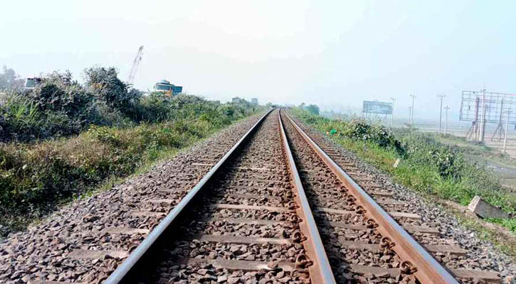 সিরাজগঞ্জে ট্রেনে কাটা পড়ে বৃদ্ধ নিহত