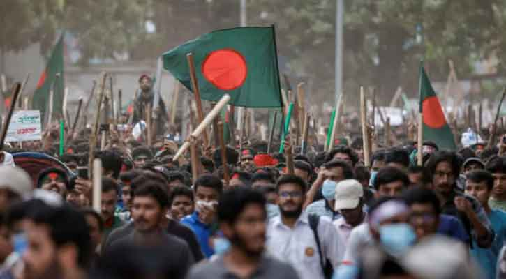 জুলাইয়ের ঘটনাপ্রবাহ তুলে ধরলেন জুলকারনাইন সায়ের, দুজনকে নিয়ে আলোচনা